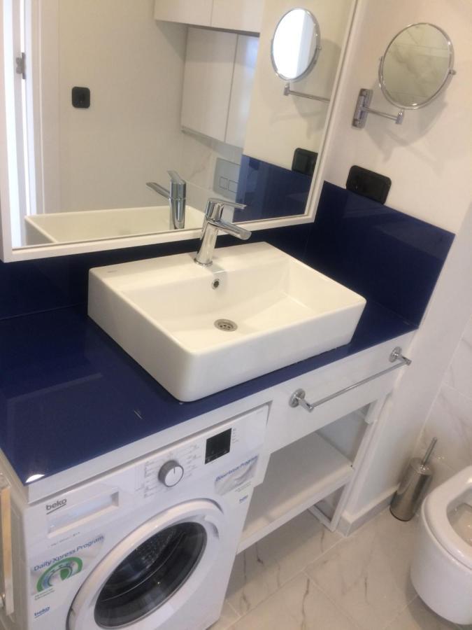 Orbi Сity Sunny Apartments High Floor バトゥーミ エクステリア 写真